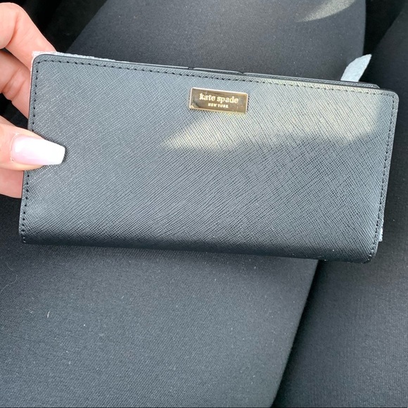 kate spade Handbags - Kate spade wallet